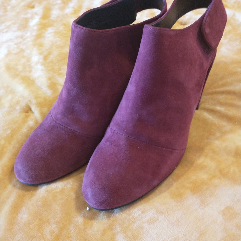 Ladies shoes